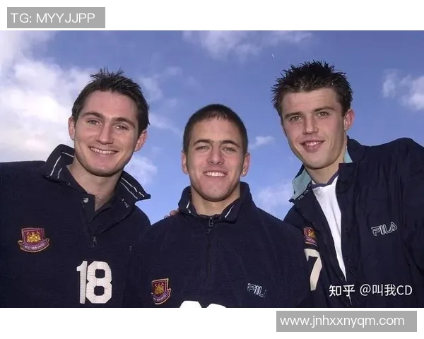 弗兰克兰帕德从英伦传奇中场到执掌球队风云再起的荣耀征程