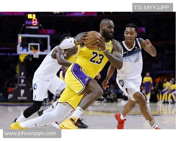 洛杉矶湖人强势对决群雄上演激情巅峰之战引爆全场焦点